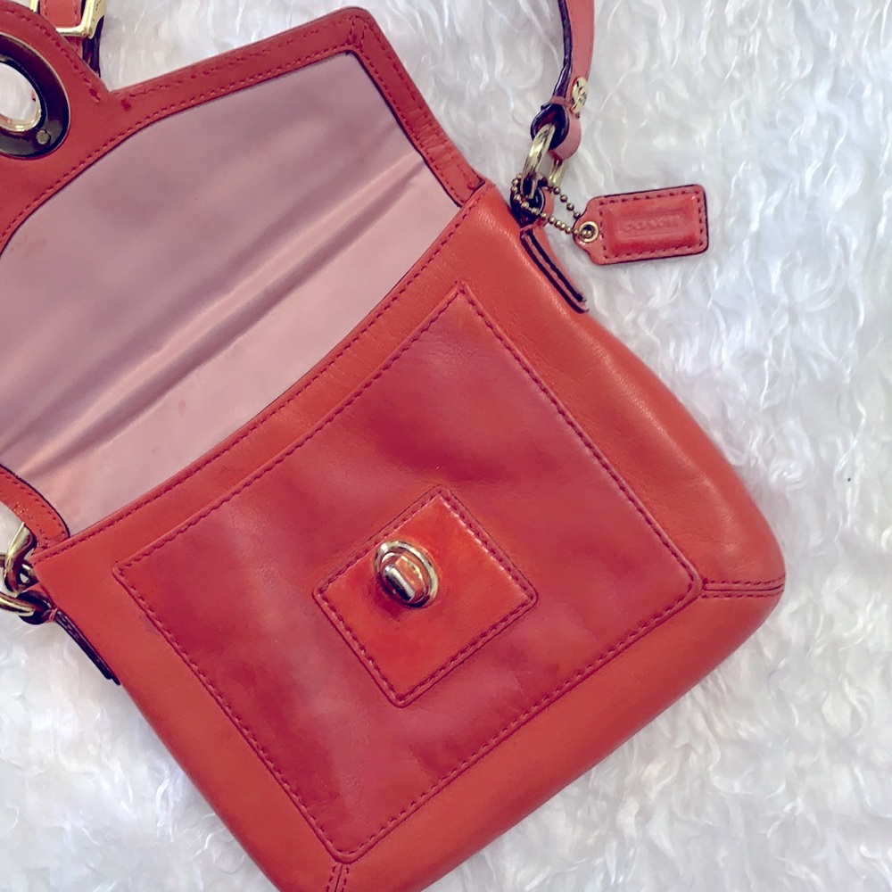 Coach Crossbody Purse - Picture 4 of 7
